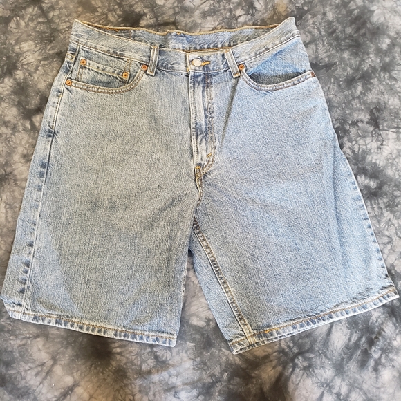 Levi's Other - Men's Levi's Lightwash 550 Shorts